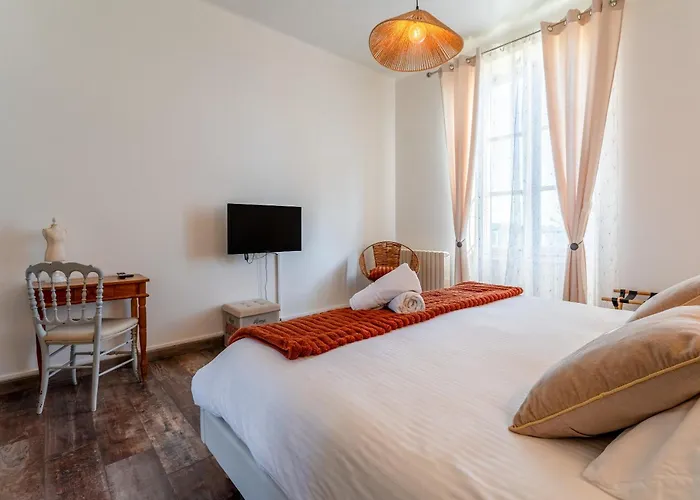 Beau T3 Vue Vallee De L'eure * Uzes